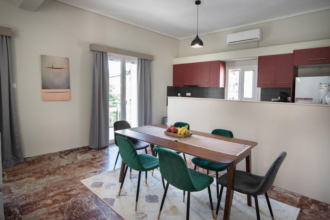 Emerald 110M2 Entire Floor Apt Steps To City'S Heart Kalamata Zewnętrze zdjęcie